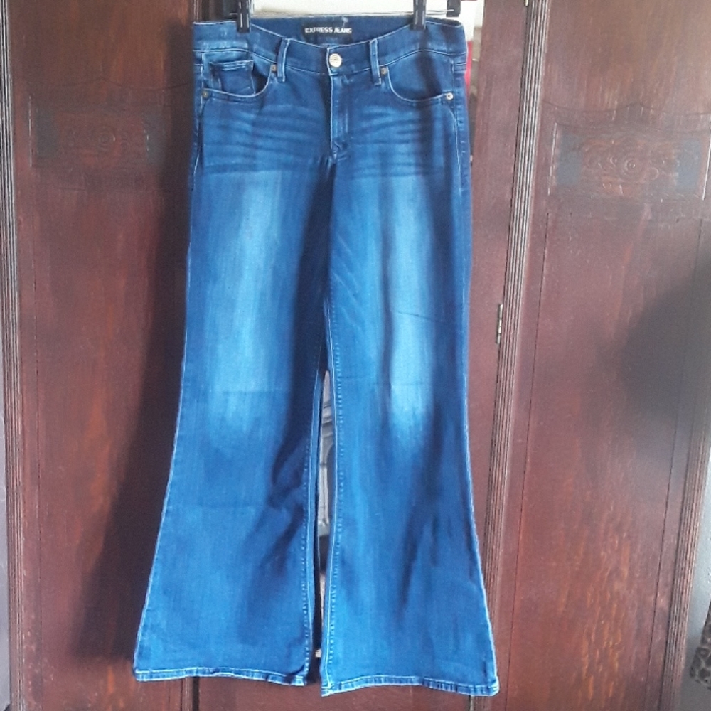 Flare Jeans
